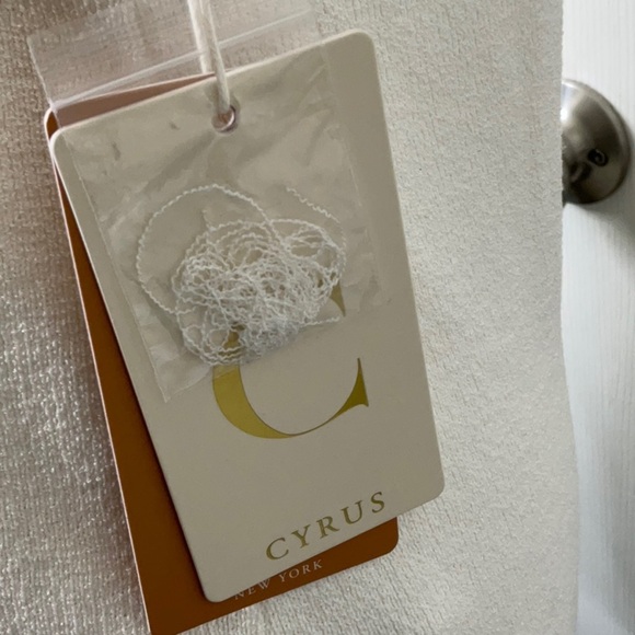 CYRUS- SLEEVELESS WAFFLE VEST XS - Picture 9 of 14